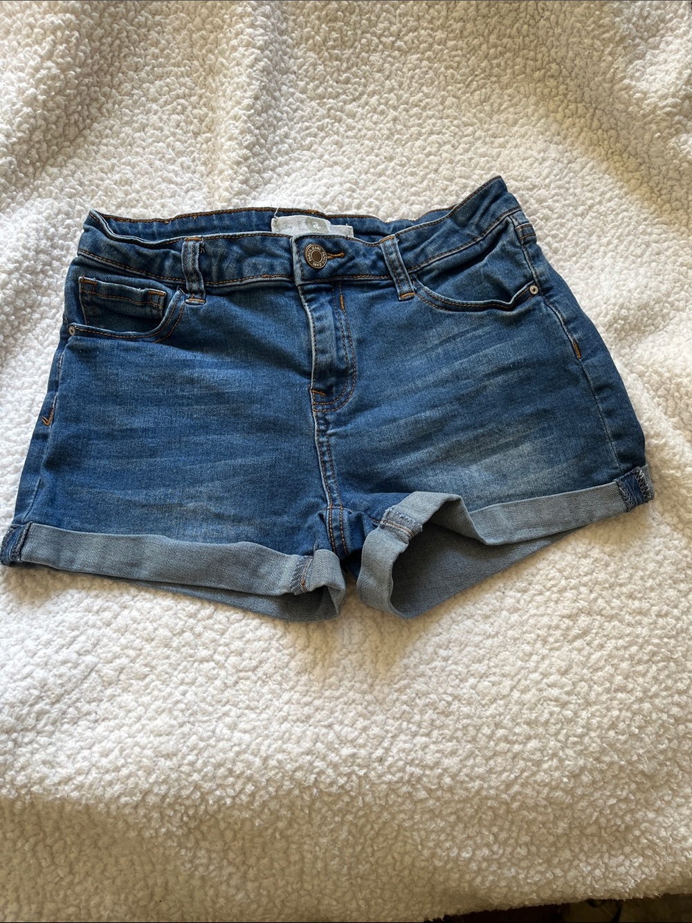Papaya Mid-Wash Rolled Hem Jean Shorts - Blue